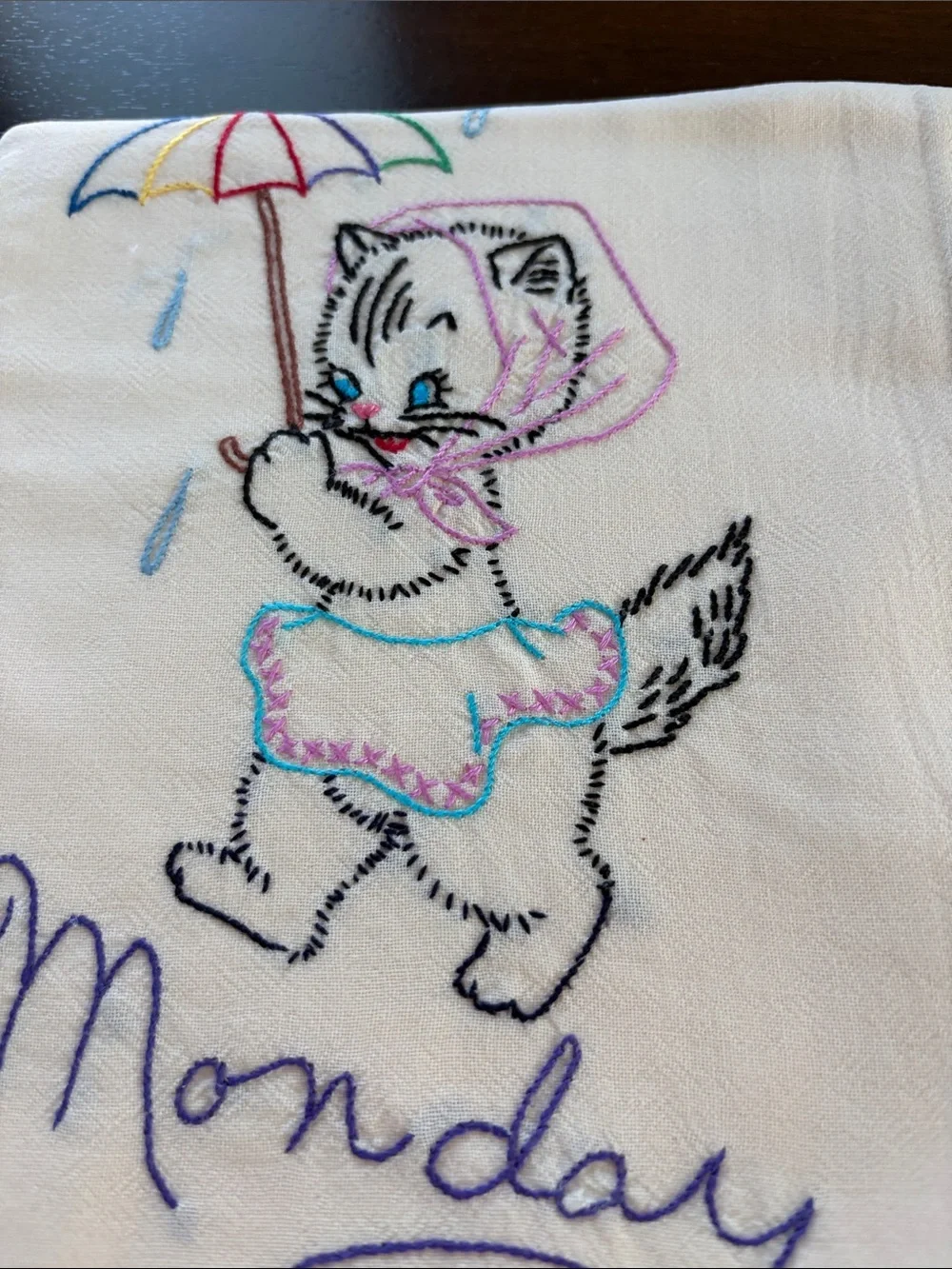 Vintage Days of The Week Hand Embroidered Kitten Kitchen towel set